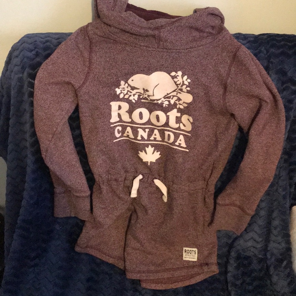 Like new roots hooded sweater